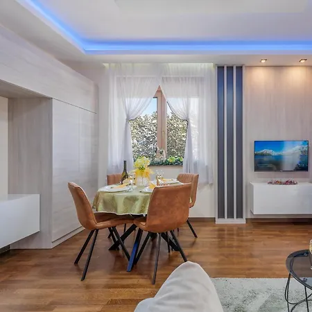 Montis Apartment