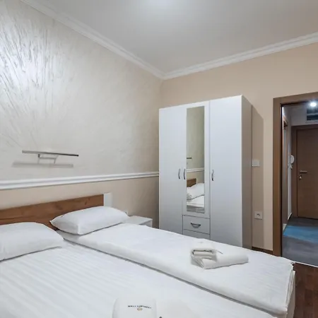 Montis Apartment